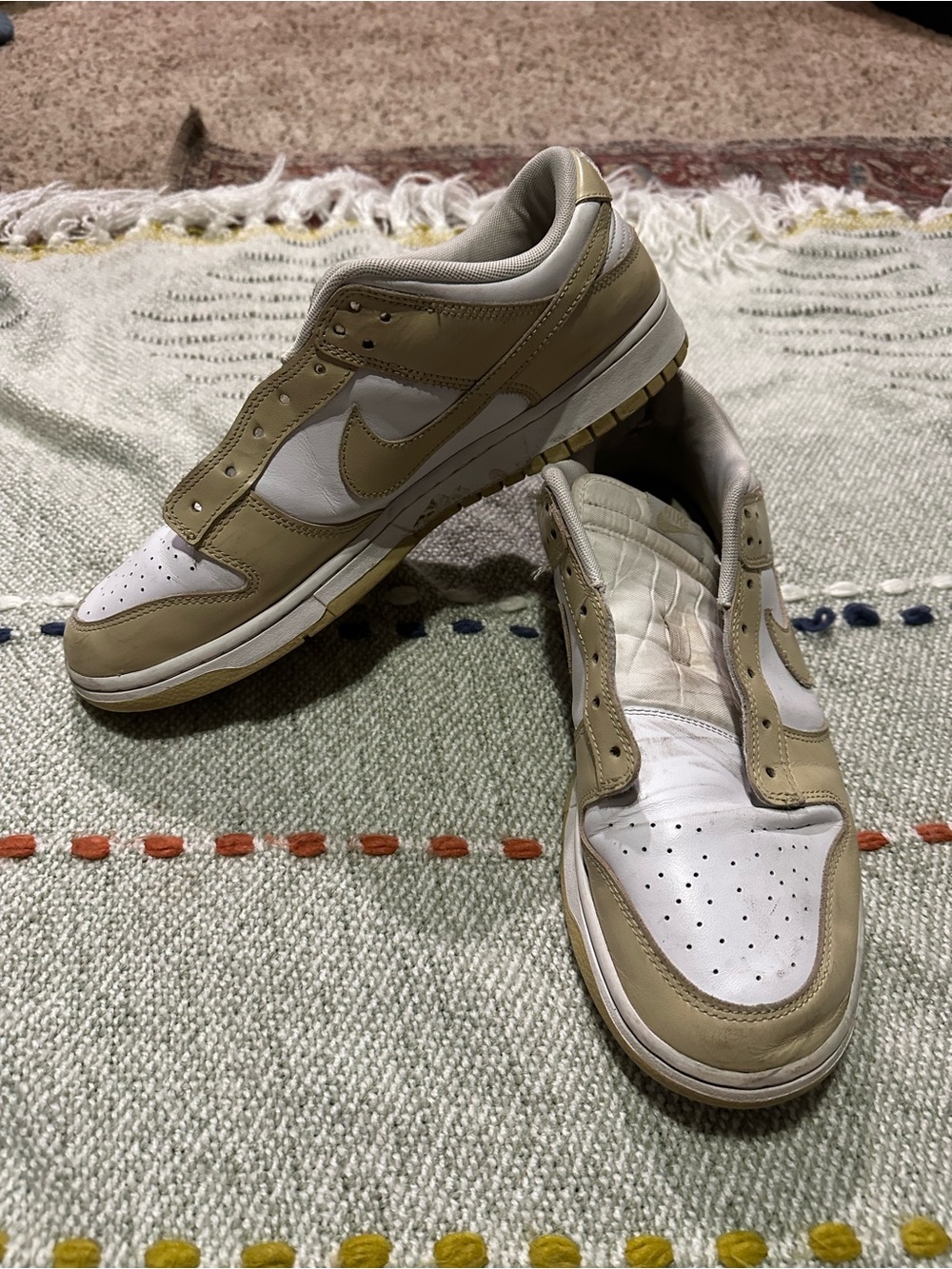 Nike Low-Top Sneakers in White and Beige